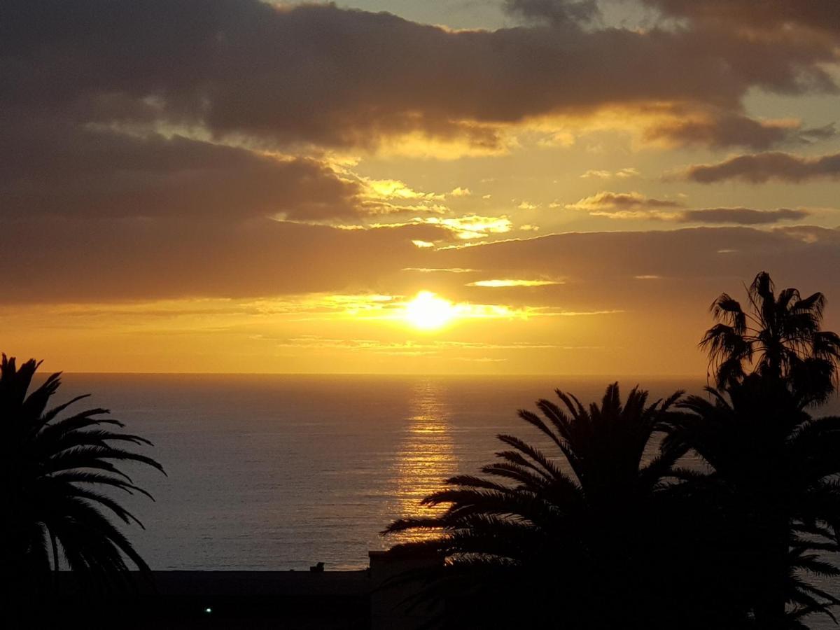 La Calma Guest House - Sea View - Private Spaces 100M Beach 坎德拉里亚 外观 照片